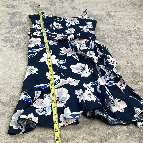 Banana Republic Linen Cotton Ruffle Wrap Dress Navy Floral Sz 4 - Picture 12 of 14